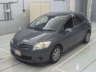 TOYOTA AURIS 2010