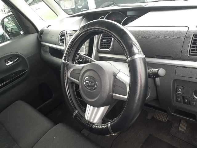 DAIHATSU TANTO 2014