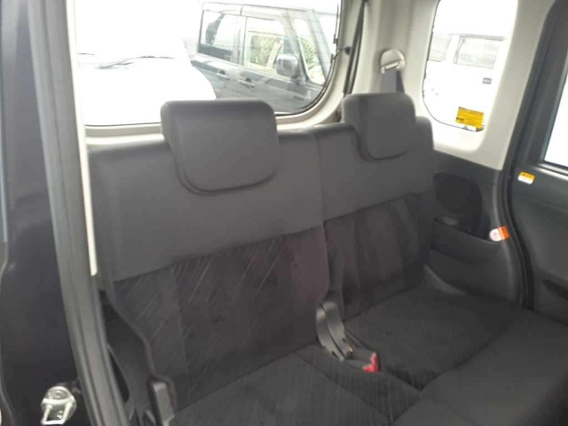 DAIHATSU TANTO 2014
