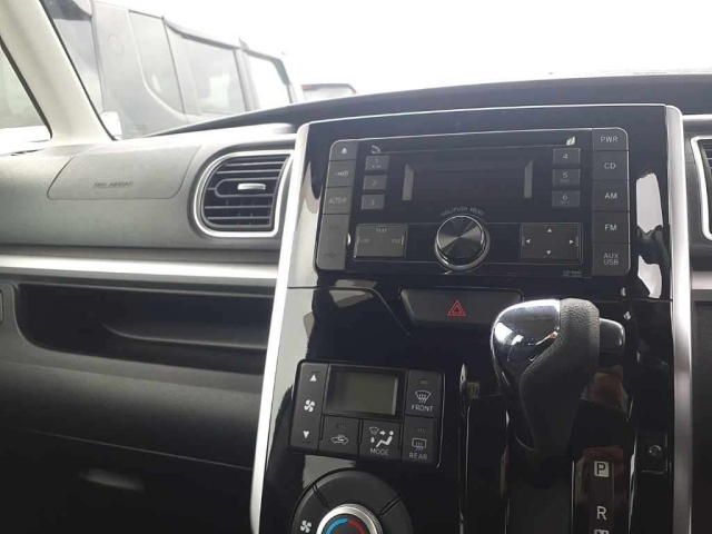 DAIHATSU TANTO 2014