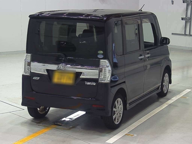 DAIHATSU TANTO 2014