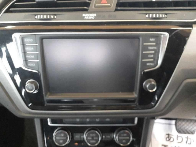 VOLKSWAGEN GOLF TOURAN 2016