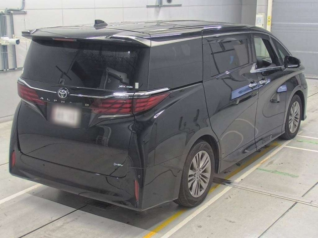 TOYOTA ALPHARD 2023