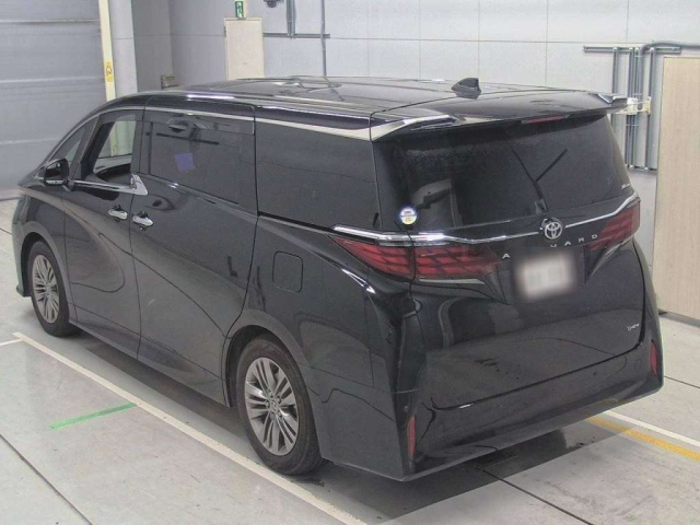 TOYOTA ALPHARD 2023