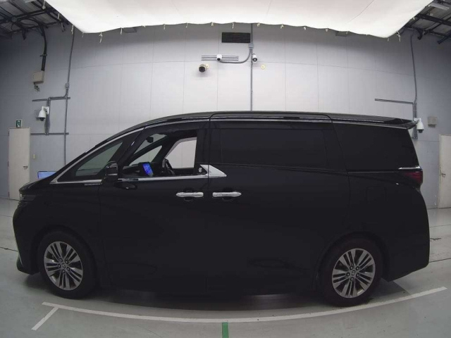 TOYOTA ALPHARD 2023