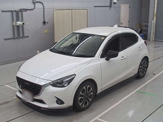 MAZDA DEMIO 2016