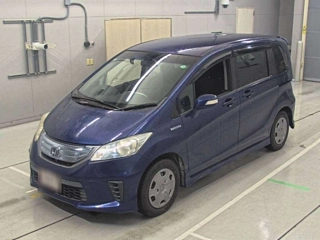 HONDA FREED 2013
