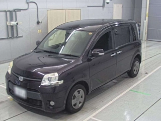 TOYOTA SIENTA 2013