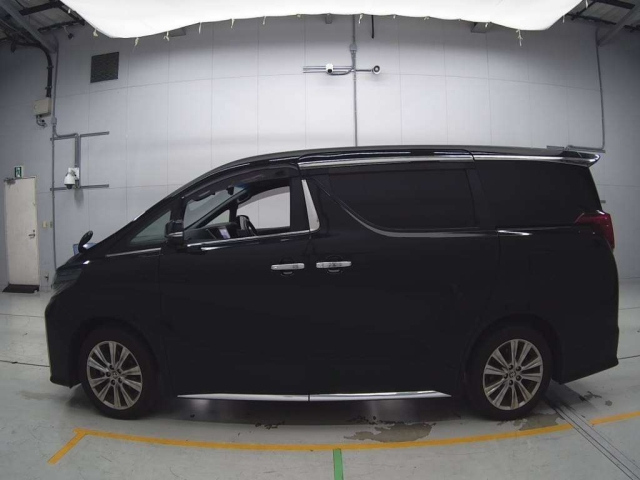 TOYOTA ALPHARD 2022