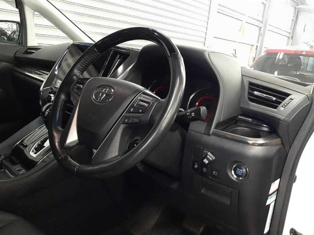 TOYOTA VELLFIRE 2018