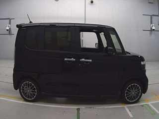 HONDA N BOX 2025