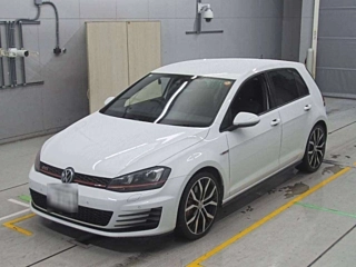 VOLKSWAGEN GOLF 2015