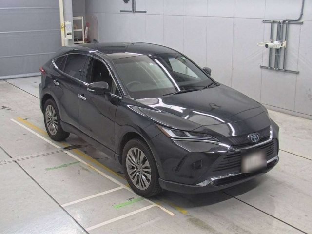 TOYOTA HARRIER 2022