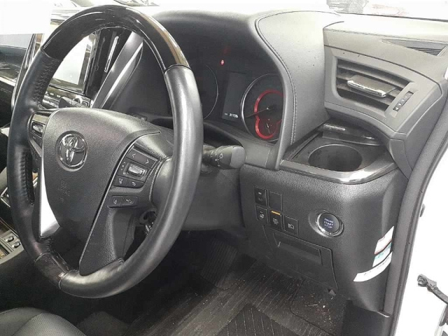 TOYOTA ALPHARD 2022
