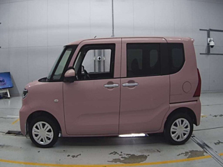 DAIHATSU TANTO 2021