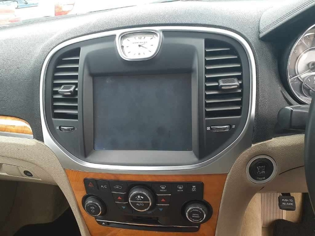 CHRYSLER 300 2014