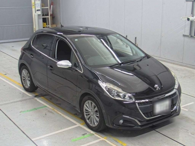 PEUGEOT 208 2017