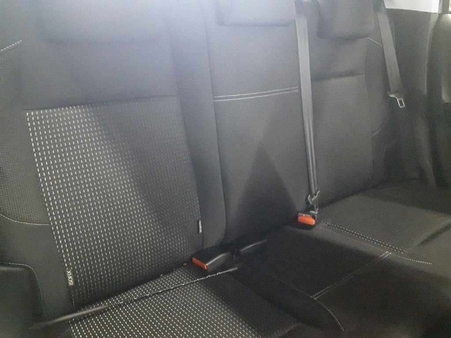 PEUGEOT 208 2017