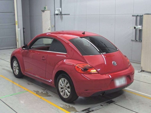 VOLKSWAGEN THE BEETLE 2015