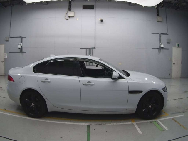 JAGUAR XF SERIES 2016
