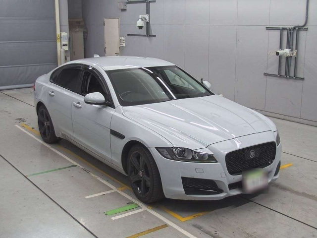 JAGUAR XF SERIES 2016