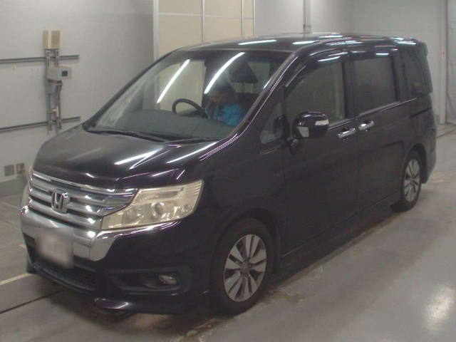 HONDA STEP WAGON 2012