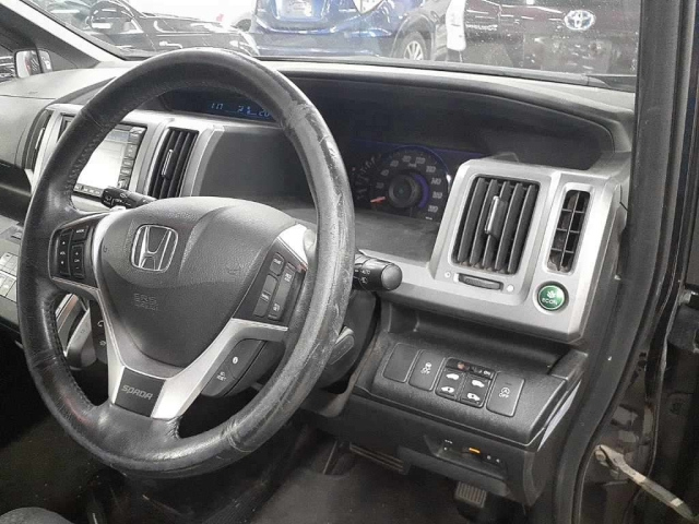 HONDA STEP WAGON 2012