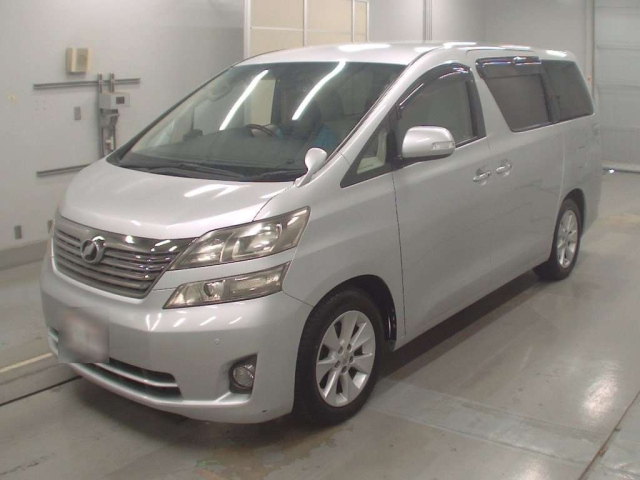 TOYOTA VELLFIRE 2010
