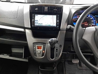 DAIHATSU MOVE 2013