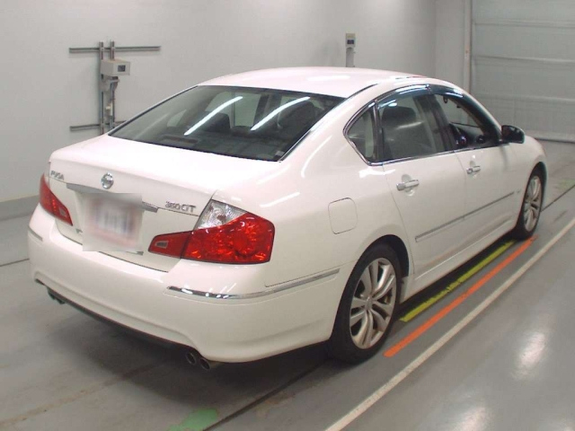 NISSAN FUGA 2009
