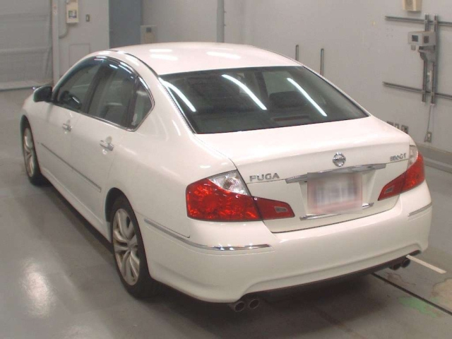 NISSAN FUGA 2009
