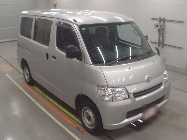 TOYOTA LITE ACE VAN 2015