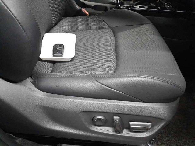 TOYOTA COROLLA CROSS 2025