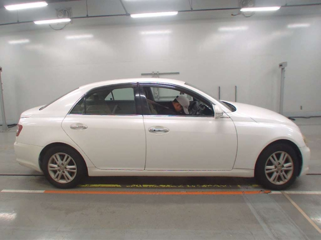 TOYOTA MARK X 2008
