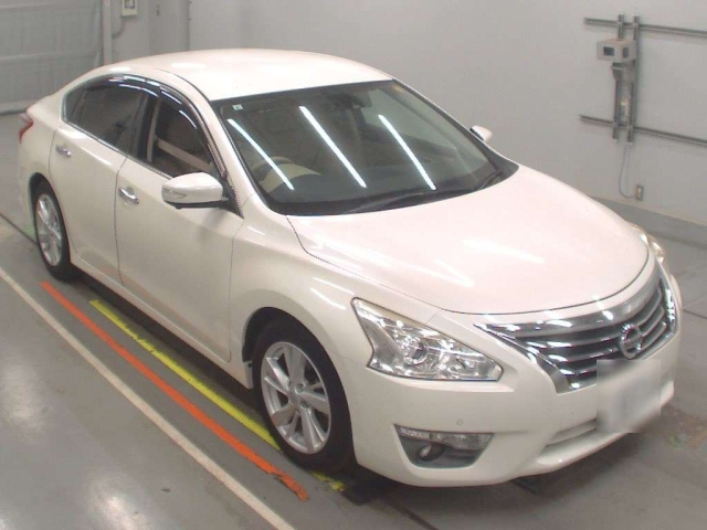 NISSAN TEANA 2017