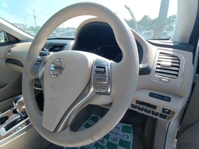 NISSAN TEANA 2017