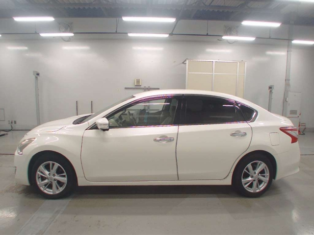NISSAN TEANA 2017