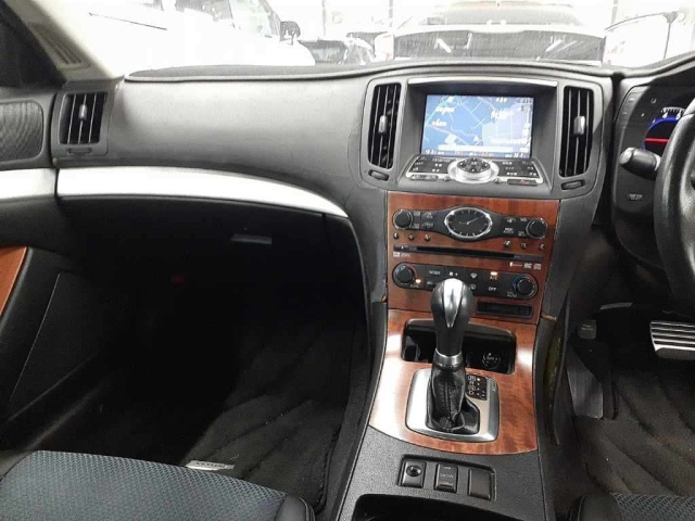 NISSAN SKYLINE 2008