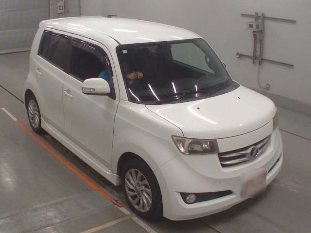 TOYOTA BB 2008