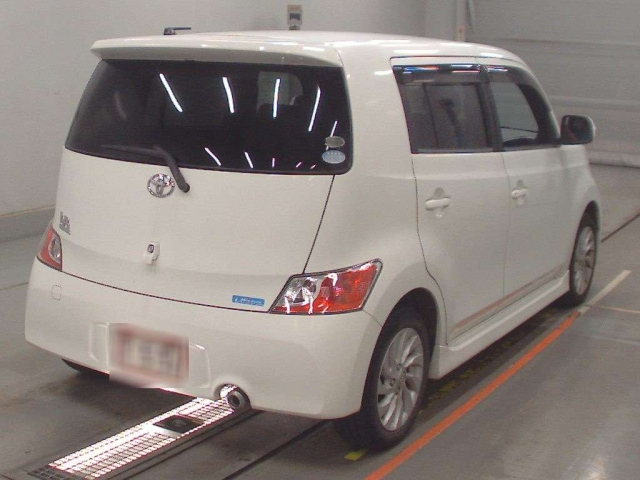 TOYOTA BB 2008