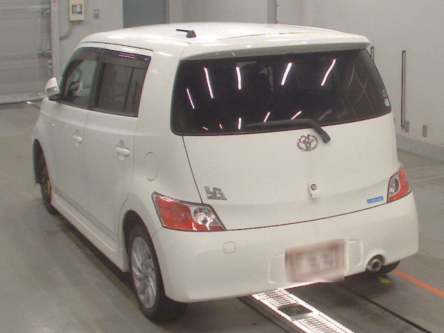 TOYOTA BB 2008