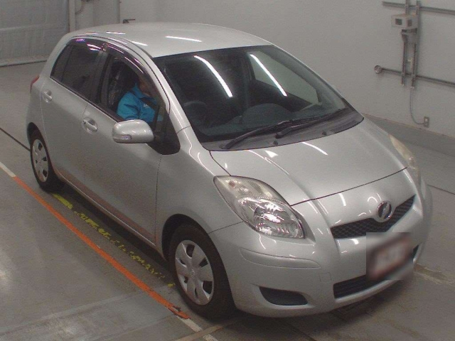 TOYOTA VITZ 2008
