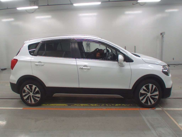 SUZUKI SX-4 2019