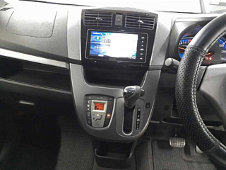 DAIHATSU MOVE 2014