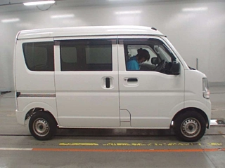 SUZUKI EVERY 2023
