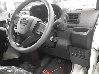 DAIHATSU HIJET VAN 2024