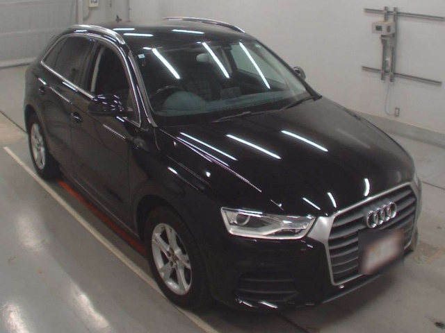 AUDI Q3 2016