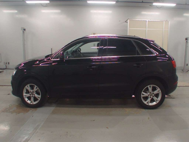 AUDI Q3 2016