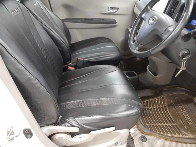 DAIHATSU MIRA E S 2011