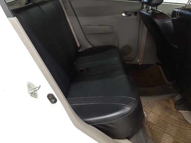 DAIHATSU MIRA E S 2011